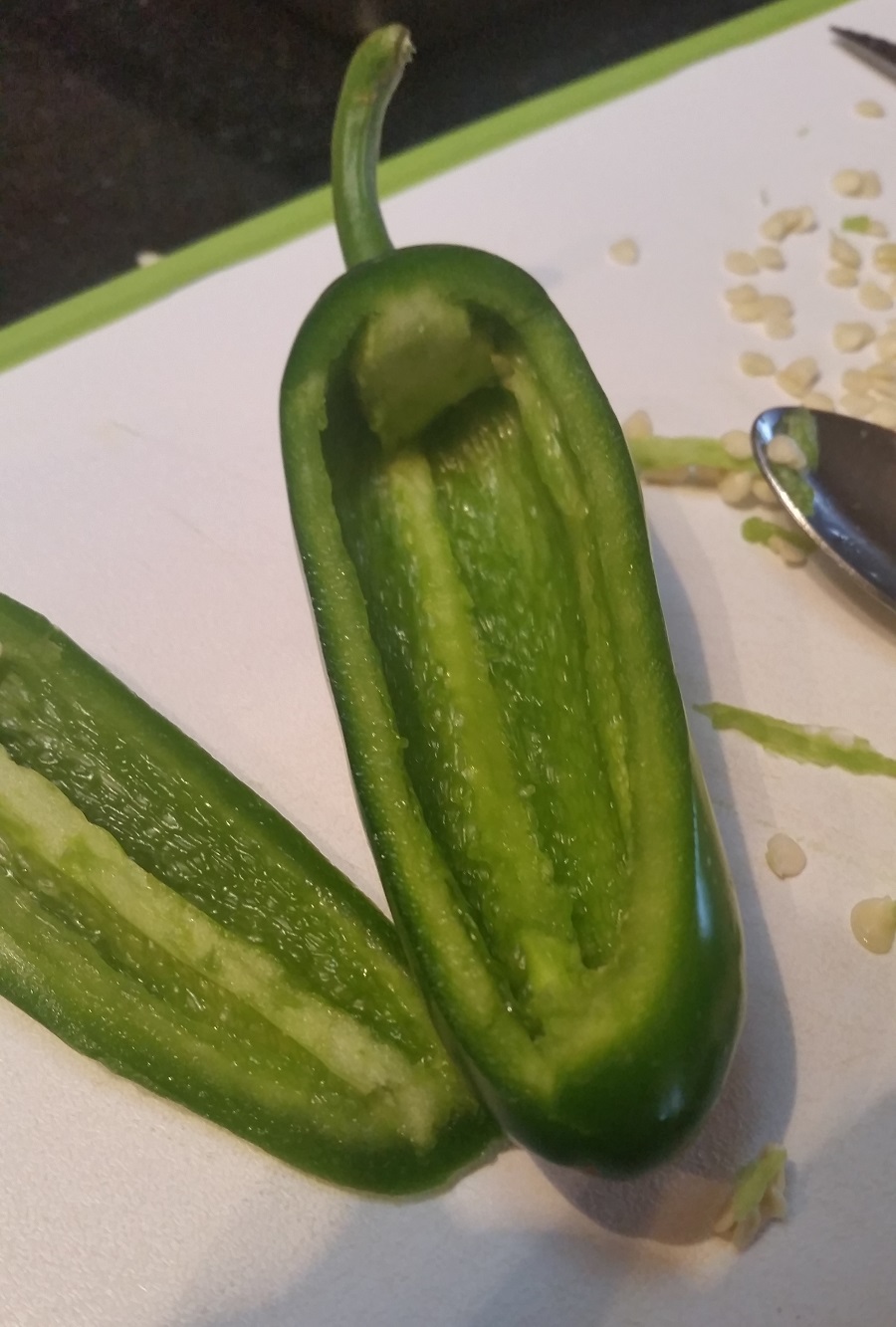 How and When to Do a Canoe Cut Jalapeño Popper
